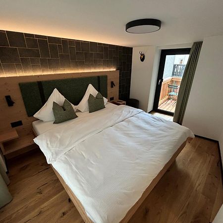 Appart Hotel Pitschonia Self Check-In Andeer Bagian luar foto