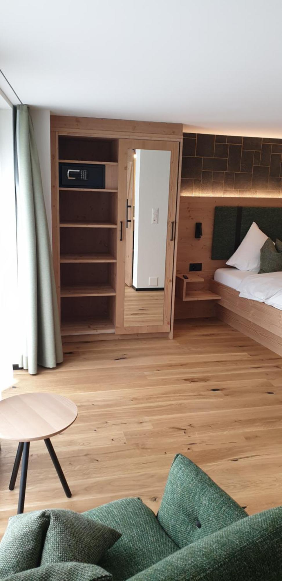 Appart Hotel Pitschonia Self Check-In Andeer Ruang foto