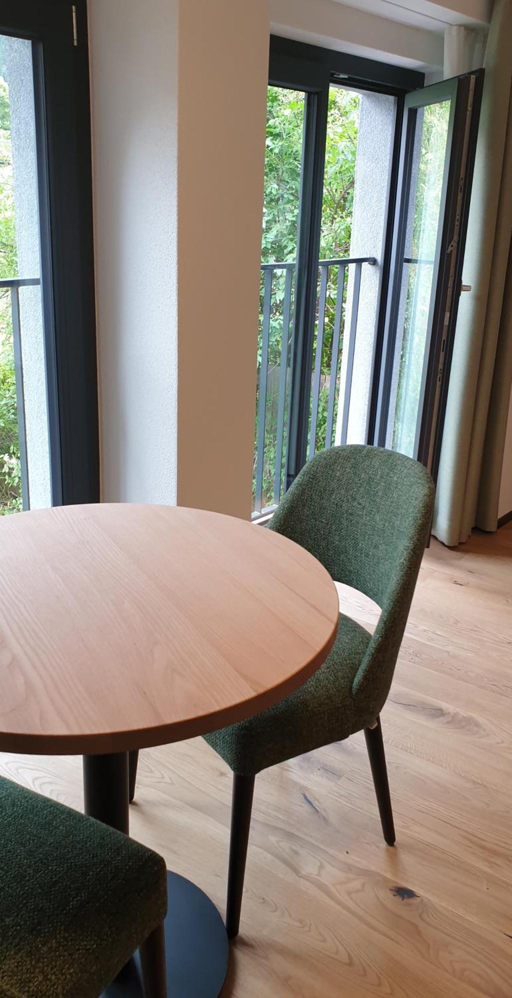 Appart Hotel Pitschonia Self Check-In Andeer Ruang foto